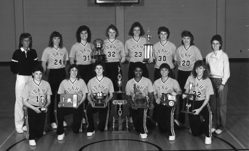 1985-1986 women's basketball team