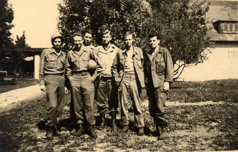 Group of servicemen