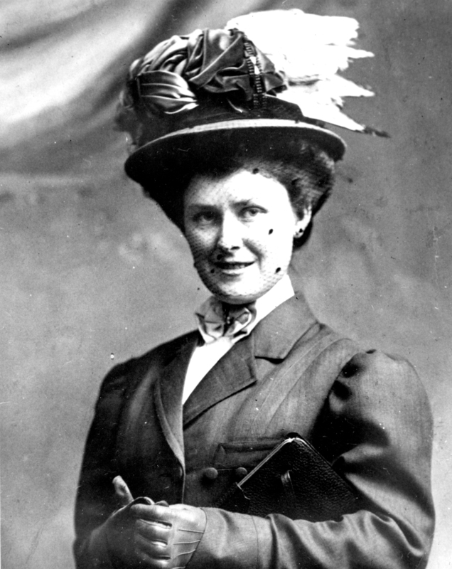 Mrs. Mary Hall Nicholls (Class of 1908)